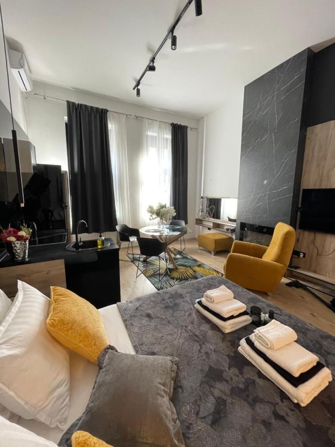 Lux Dabich 1 Apartment Novi Sad Luaran gambar
