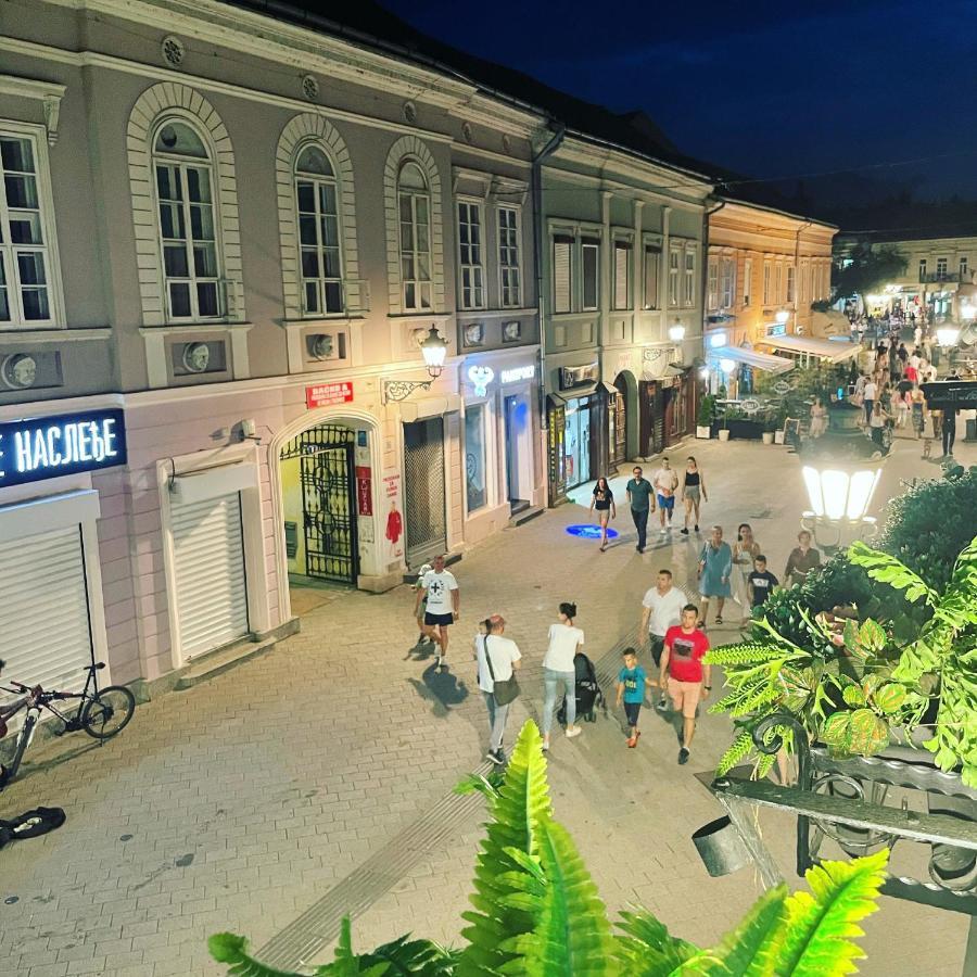 Lux Dabich 1 Apartment Novi Sad Luaran gambar
